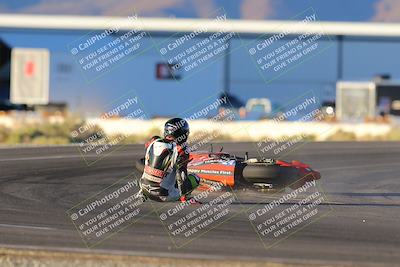 media/Oct-29-2022-CVMA (Sat) [[14c0aa3b66]]/Race 14 Formula 40/